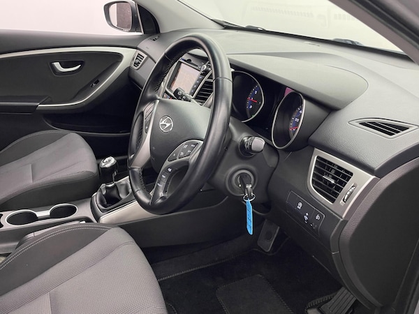 Used Hyundai i30 2016 for sale - 76314902: Photo 35