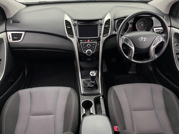 Used Hyundai i30 2016 for sale - 76314902: Photo 3