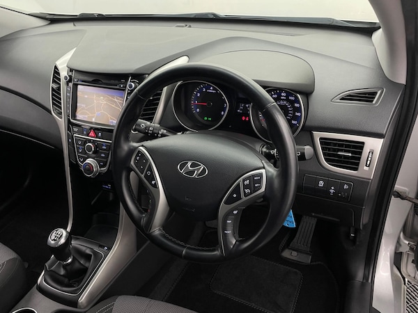 Used Hyundai i30 2016 for sale - 76314902: Photo 42