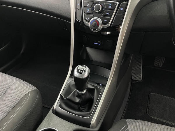 Used Hyundai i30 2016 for sale - 76314902: Photo 46