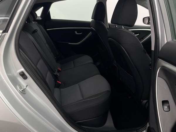 Used Hyundai i30 2016 for sale - 76314902: Photo 48