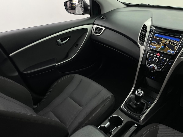 Used Hyundai i30 2016 for sale - 76314902: Photo 49