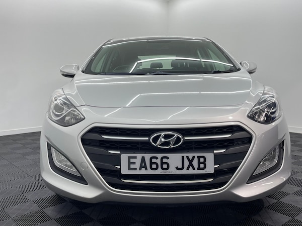 Used Hyundai i30 2016 for sale - 76314902: Photo 9