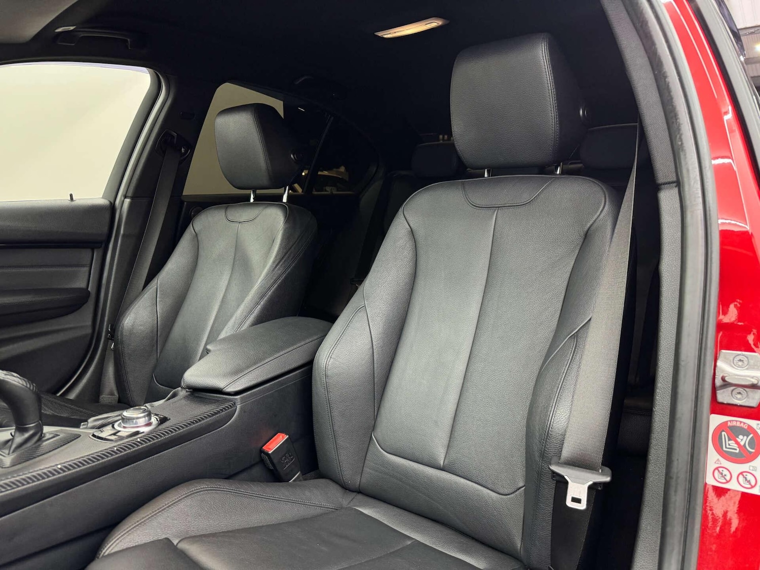 Used BMW 3 Series 2016 for sale - 77637495: Photo 11