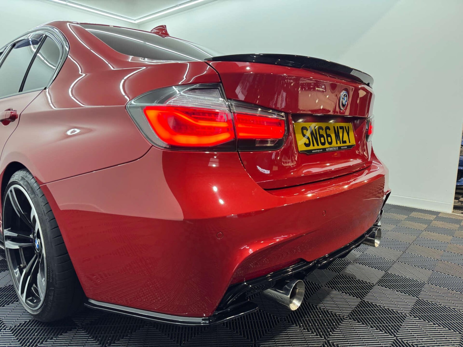 Used BMW 3 Series 2016 for sale - 77637495: Photo 32