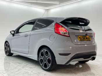 Used Ford Fiesta 2017 for sale - 74597863: Photo
