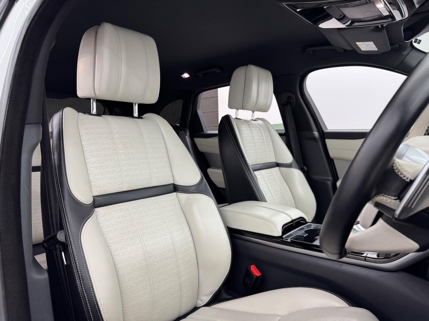 Used Land Rover Range Rover Velar for sale - 77016029: Photo 12