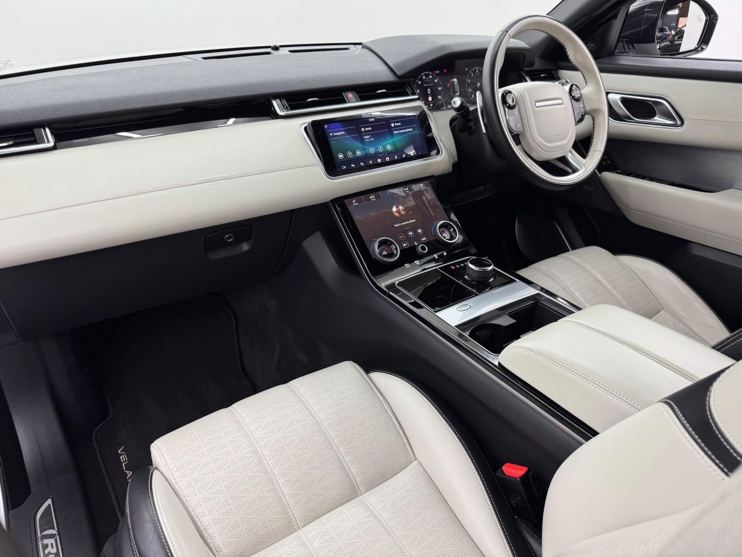 Used Land Rover Range Rover Velar for sale - 77016029: Photo 3