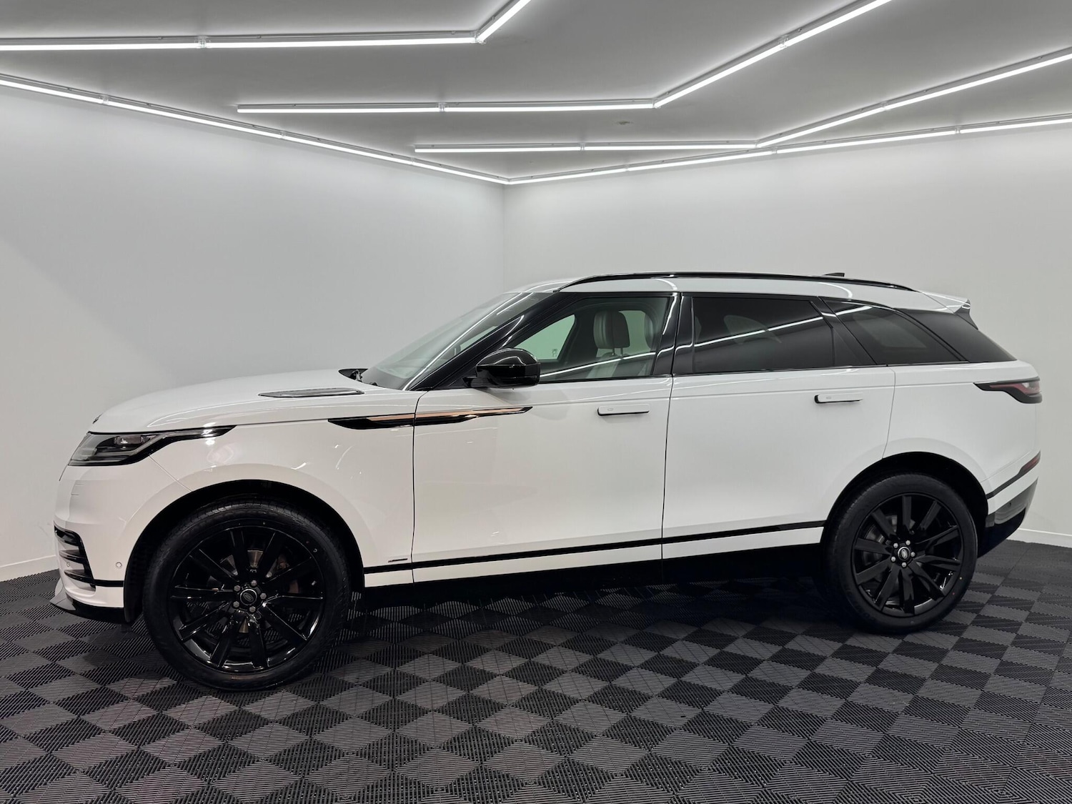 Used Land Rover Range Rover Velar for sale - 77016029: Photo 32