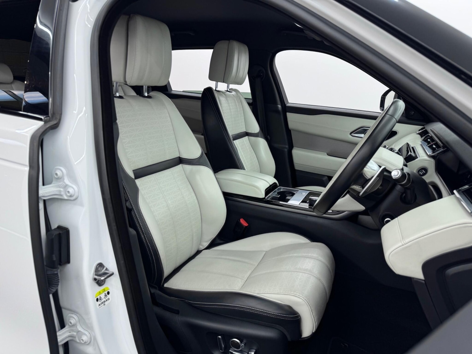 Used Land Rover Range Rover Velar for sale - 77016029: Photo 46