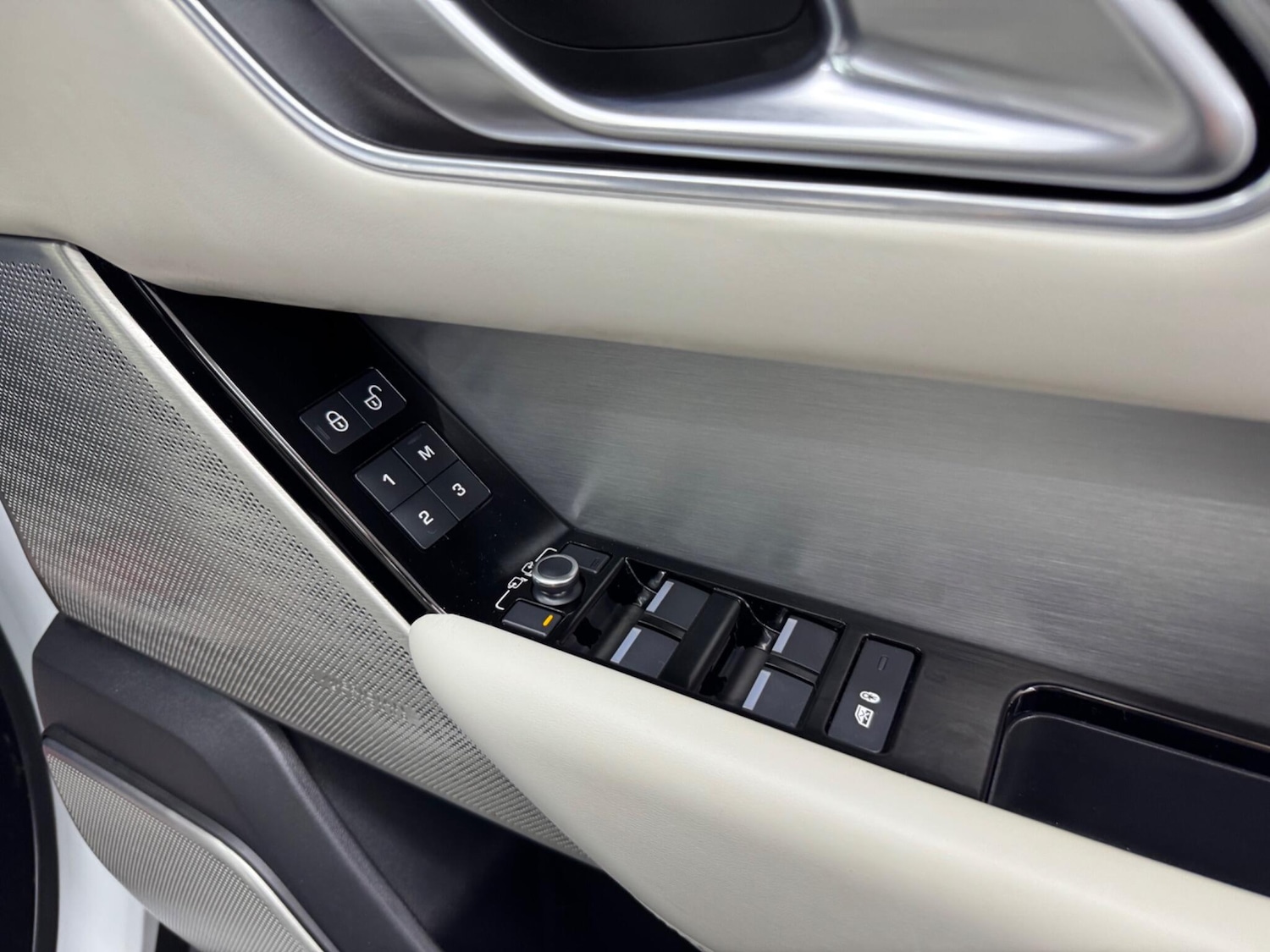 Used Land Rover Range Rover Velar for sale - 77016029: Photo 53