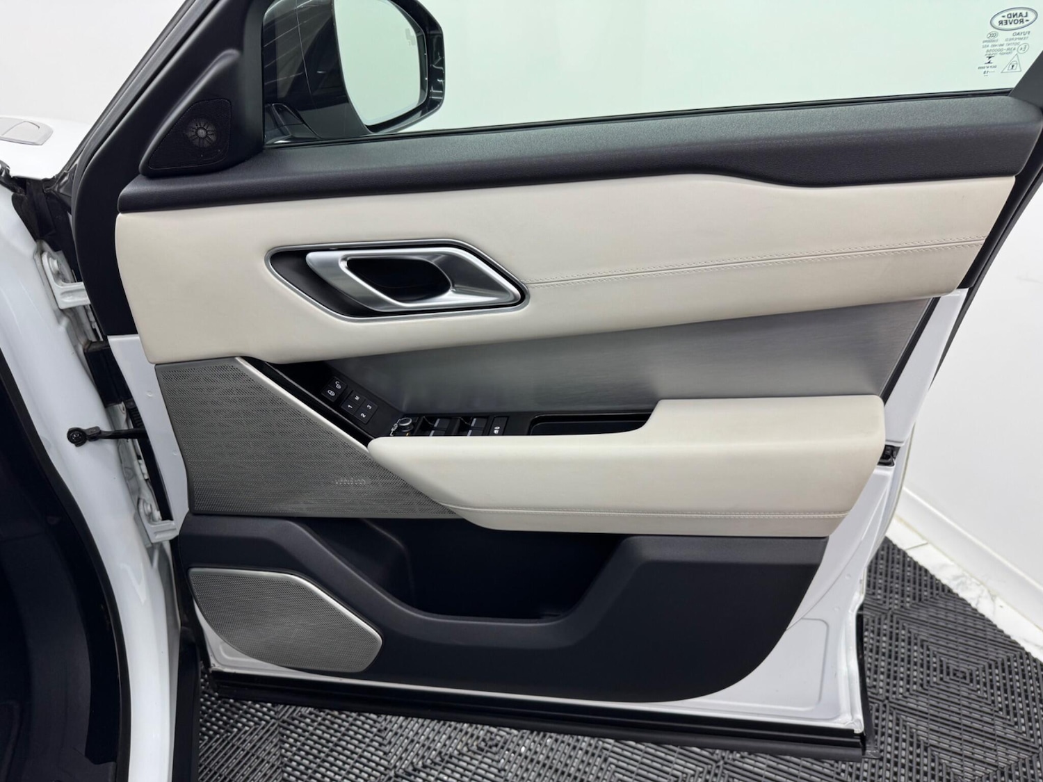 Used Land Rover Range Rover Velar for sale - 77016029: Photo 61