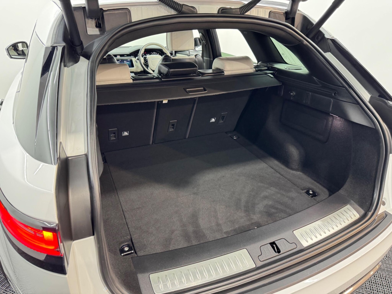 Used Land Rover Range Rover Velar for sale - 77016029: Photo 70