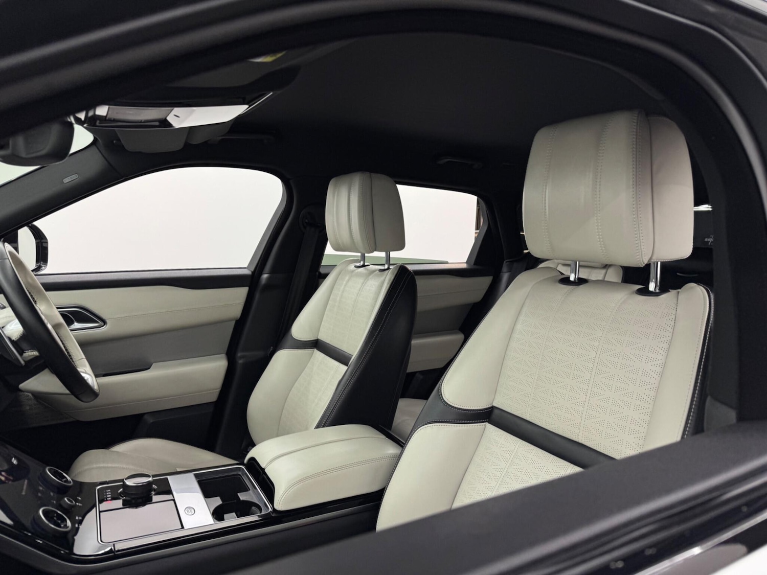 Used Land Rover Range Rover Velar for sale - 77016029: Photo 79