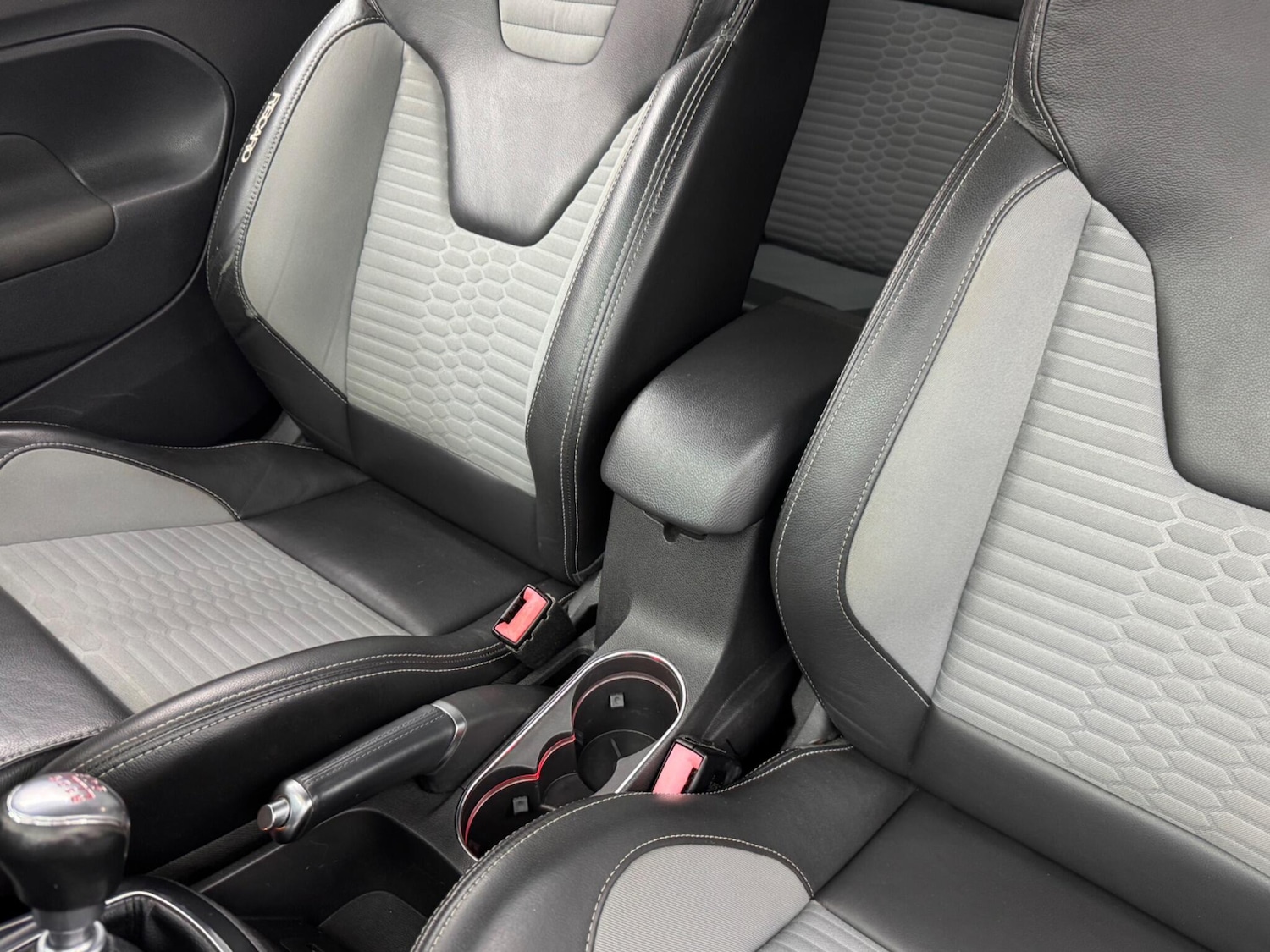 Used Ford Fiesta 2015 for sale - 77101976: Photo 45