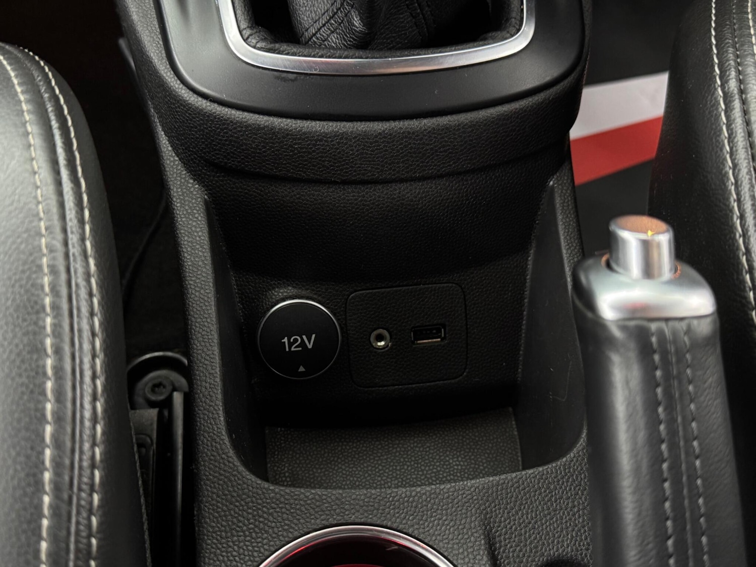 Used Ford Fiesta 2015 for sale - 77101976: Photo 64