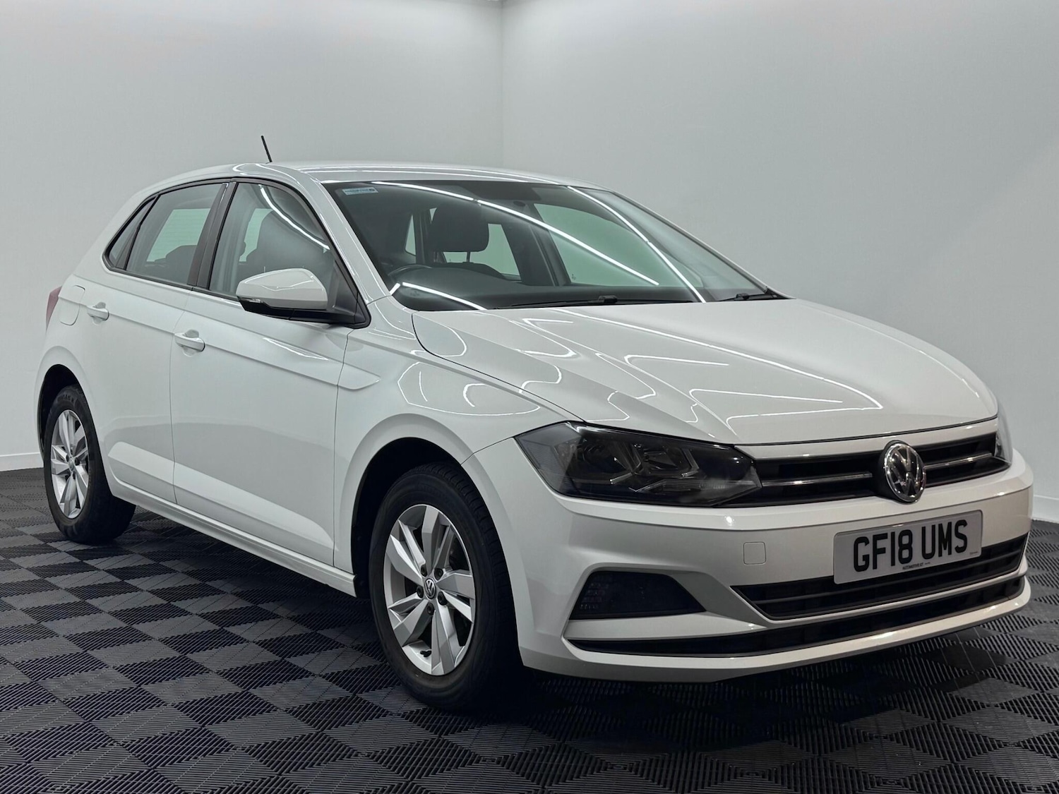 Used Volkswagen Polo 2018 for sale - 76824625: Photo 1