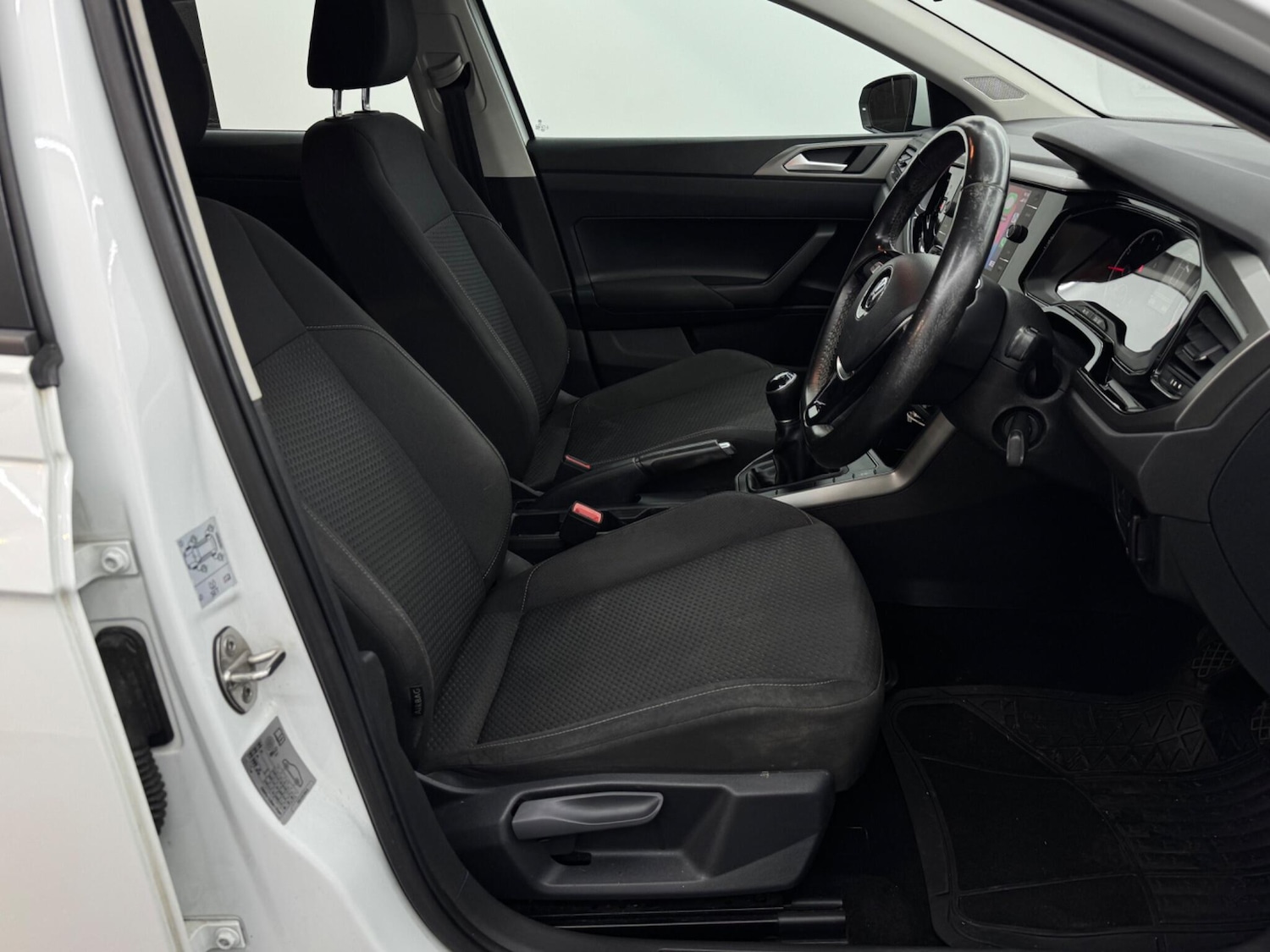 Used Volkswagen Polo 2018 for sale - 76824625: Photo 18