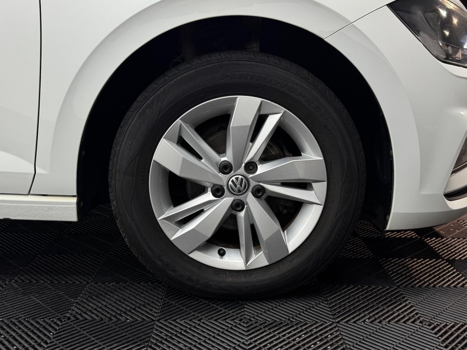 Used Volkswagen Polo 2018 for sale - 76824625: Photo 9