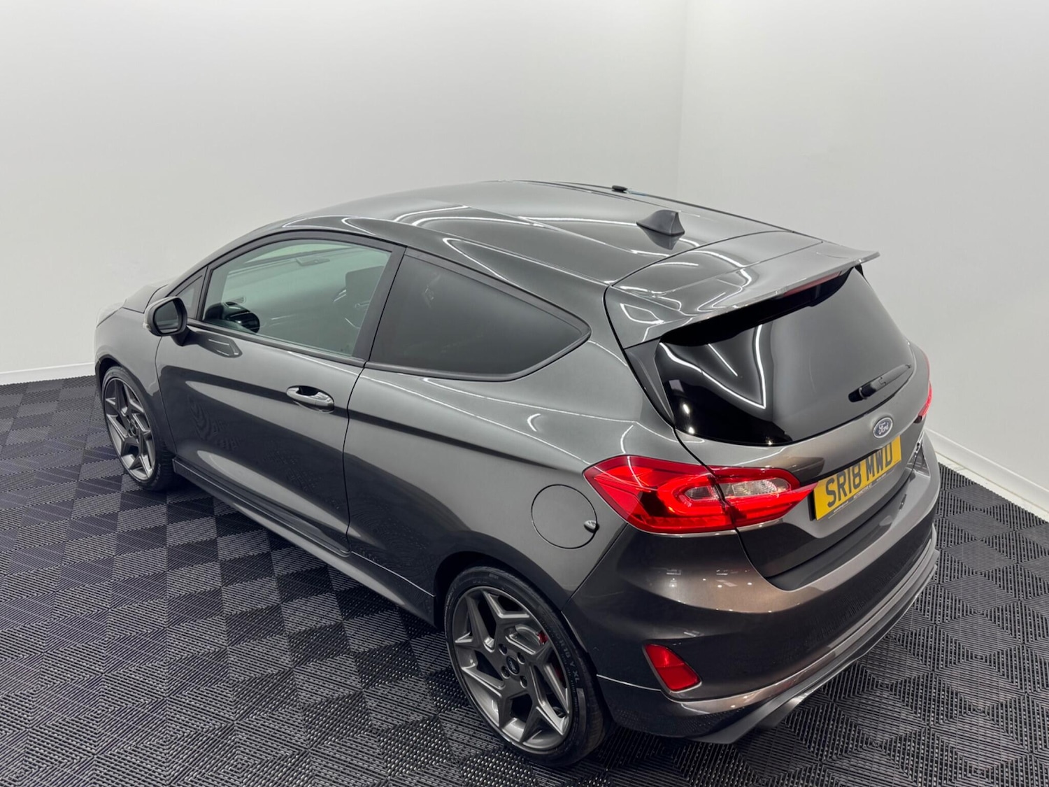 Used Ford Fiesta 2018 for sale - 76753090: Photo 19