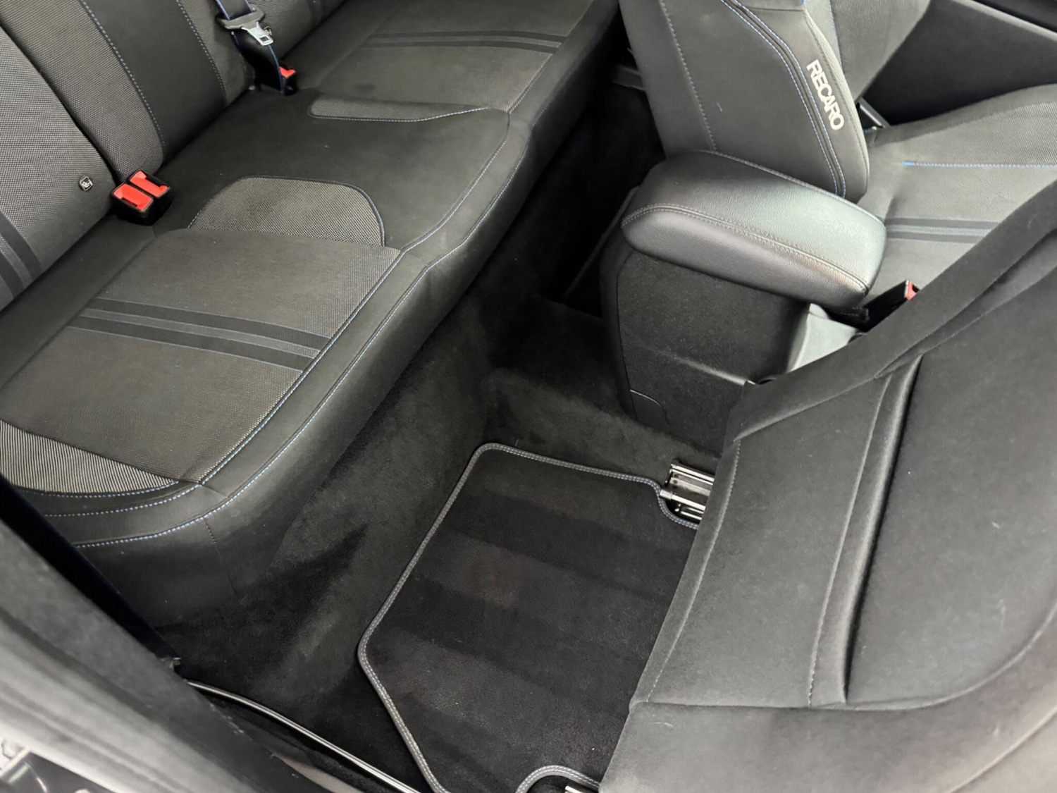 Used Ford Fiesta 2018 for sale - 76753090: Photo 32