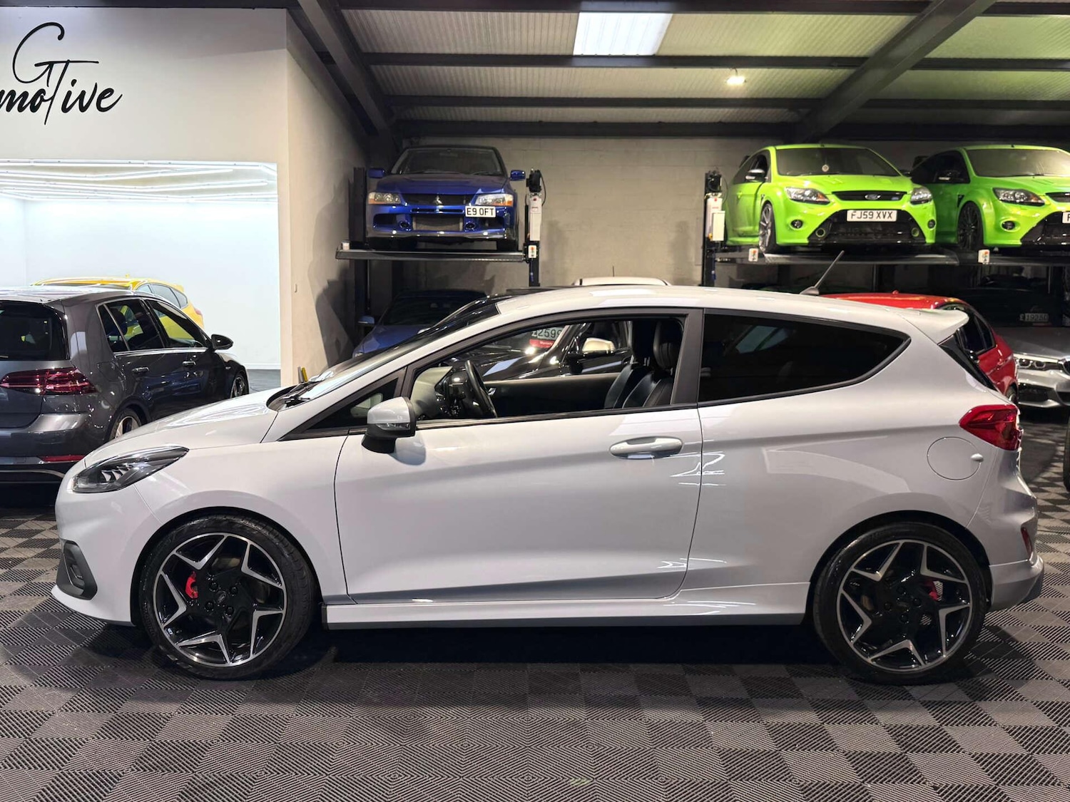 Used Ford Fiesta for sale - 77683930: Photo 2