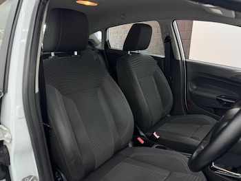 Used Ford Fiesta 2015 for sale - 75589743: Photo