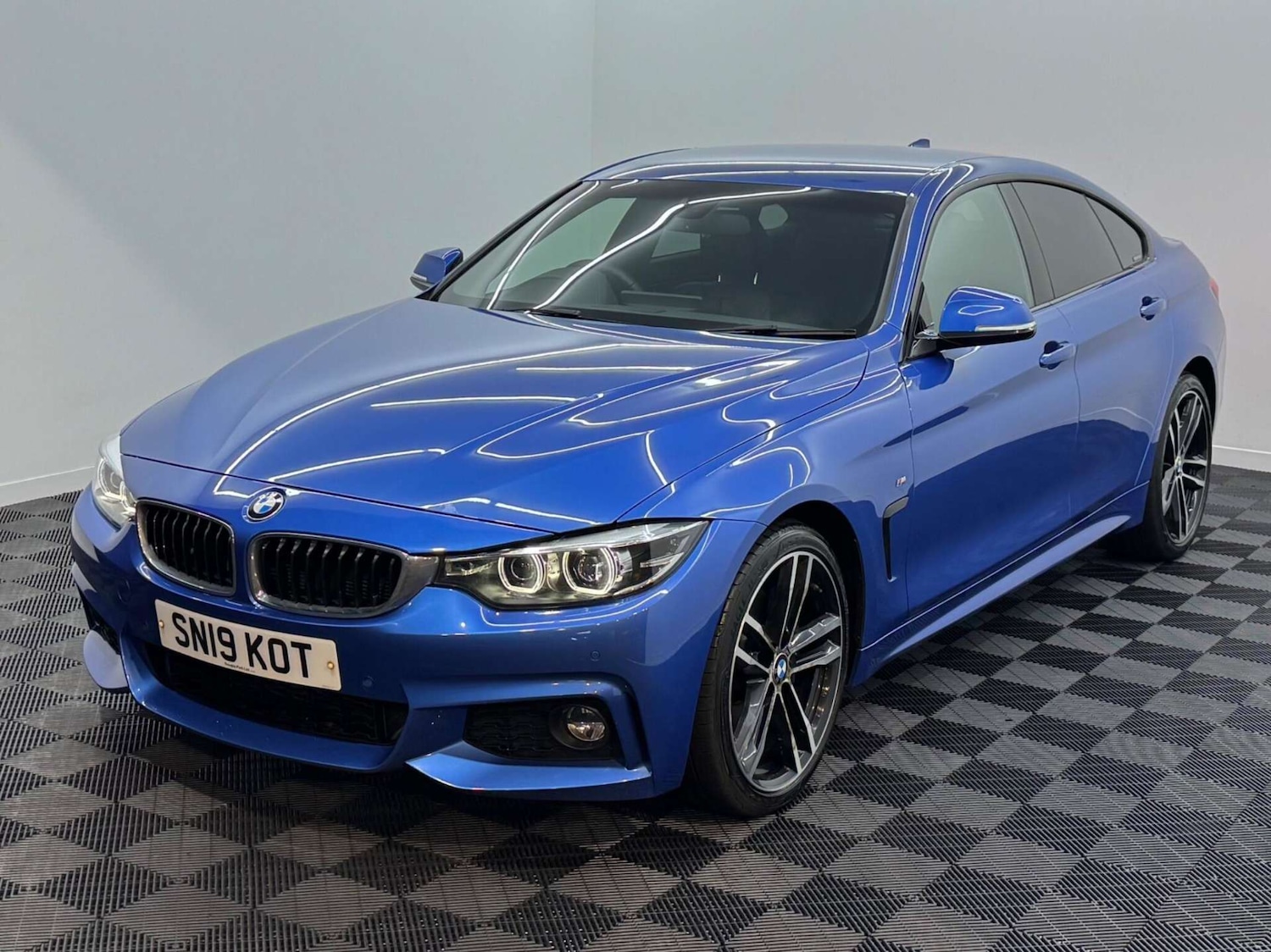 Used BMW 4 Series 2019 for sale - 77844610: Photo 17