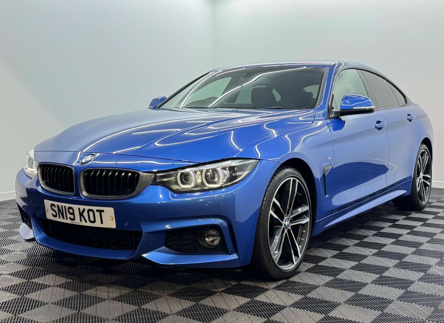 Used BMW 4 Series 2019 for sale - 77844610: Photo 9