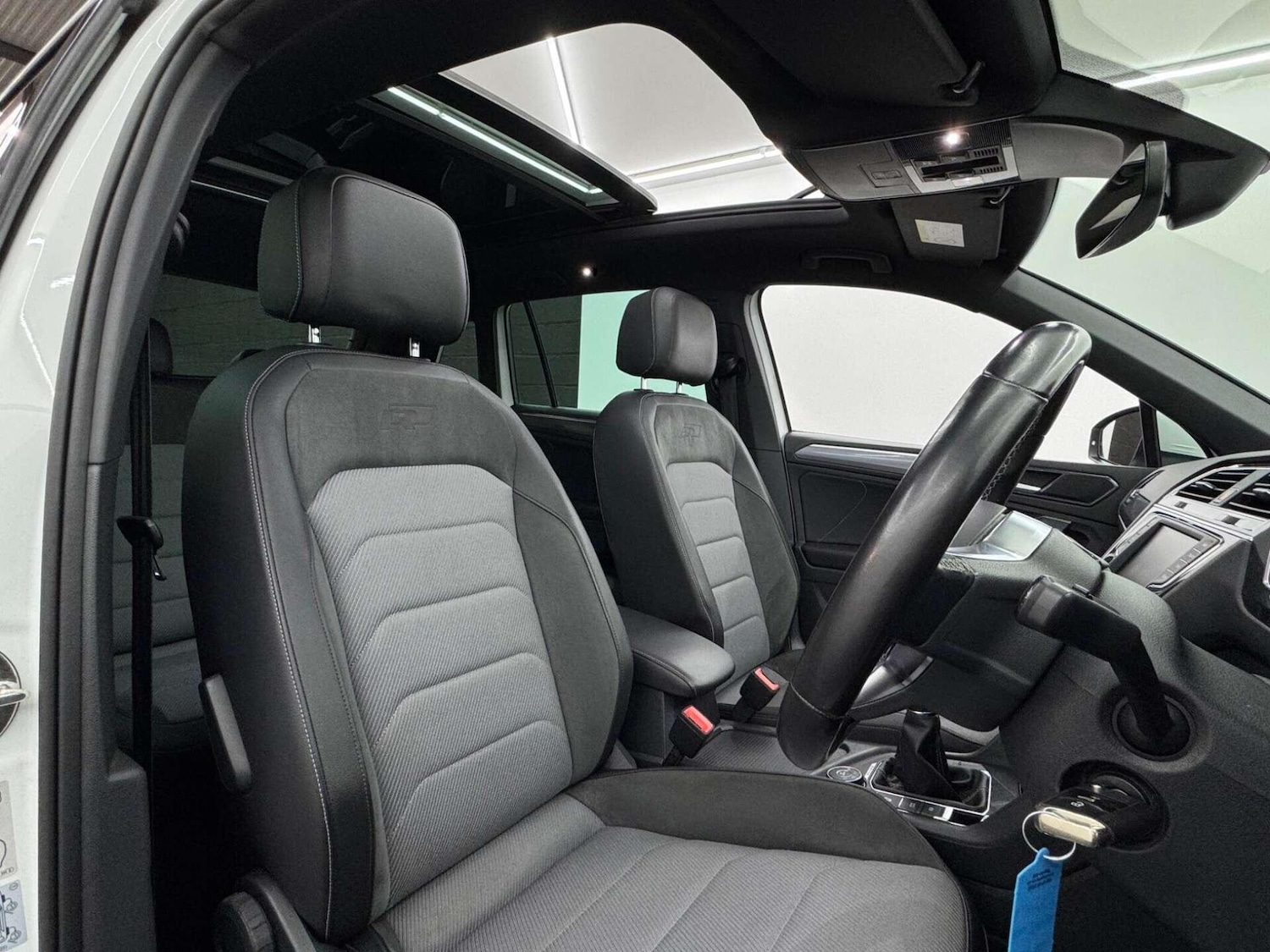 Used Volkswagen Tiguan for sale - 77704602: Photo 3