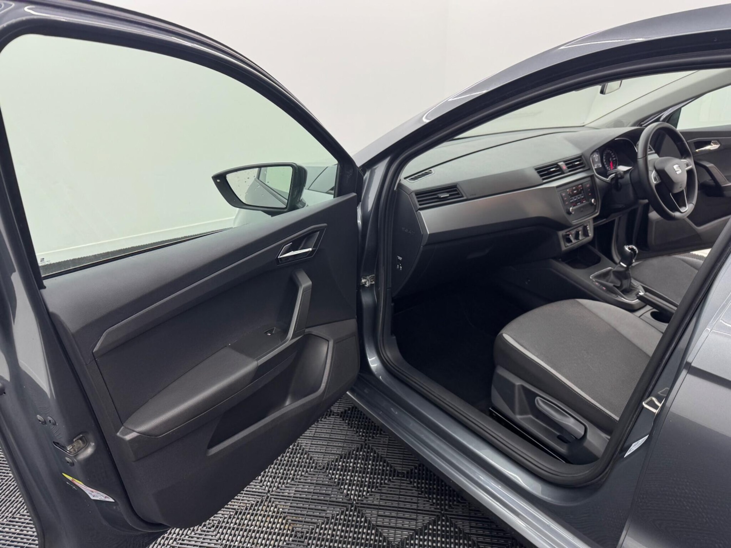 Used SEAT Ibiza 2017 for sale - 76912610: Photo 24