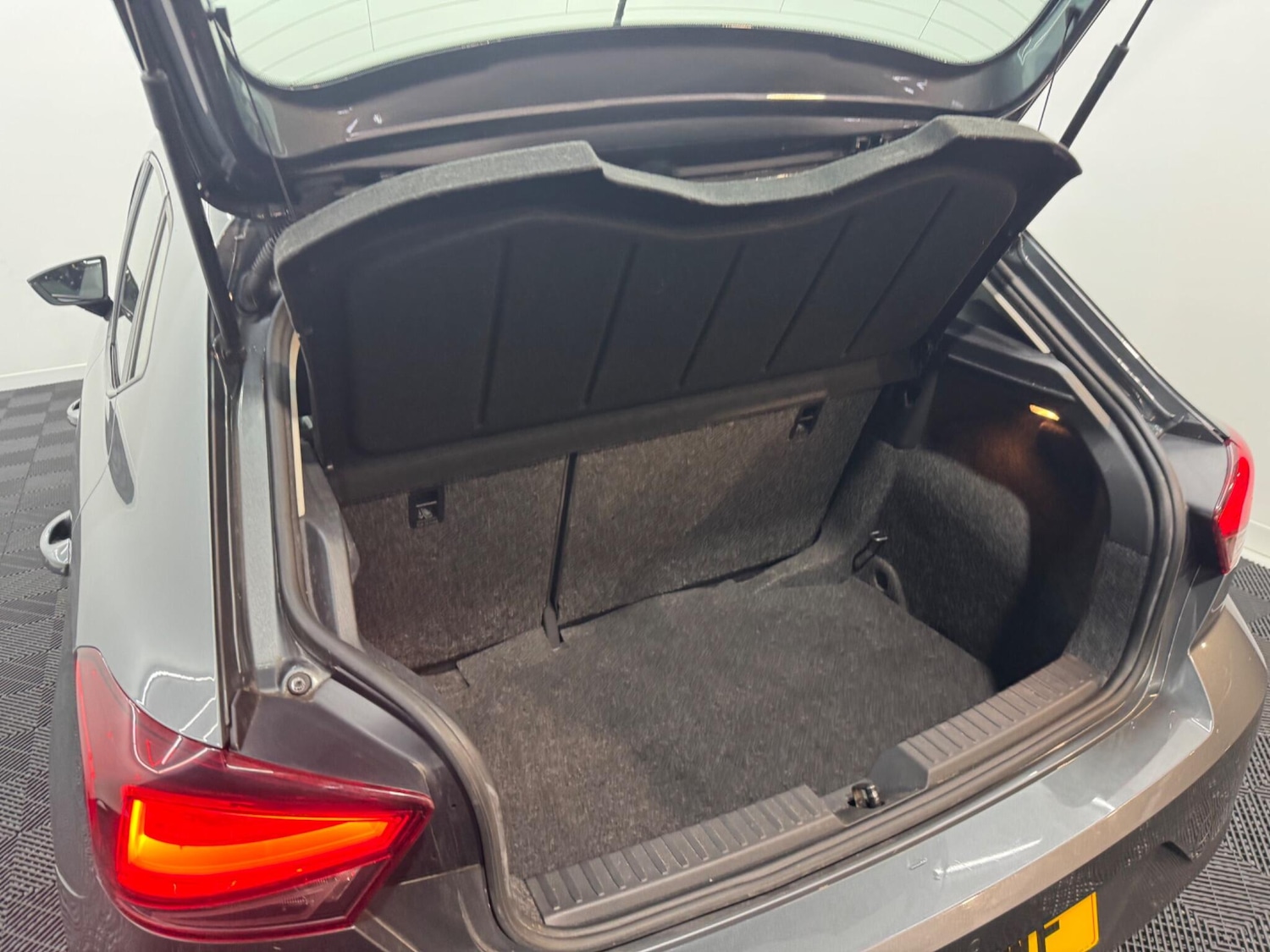 Used SEAT Ibiza 2017 for sale - 76912610: Photo 28