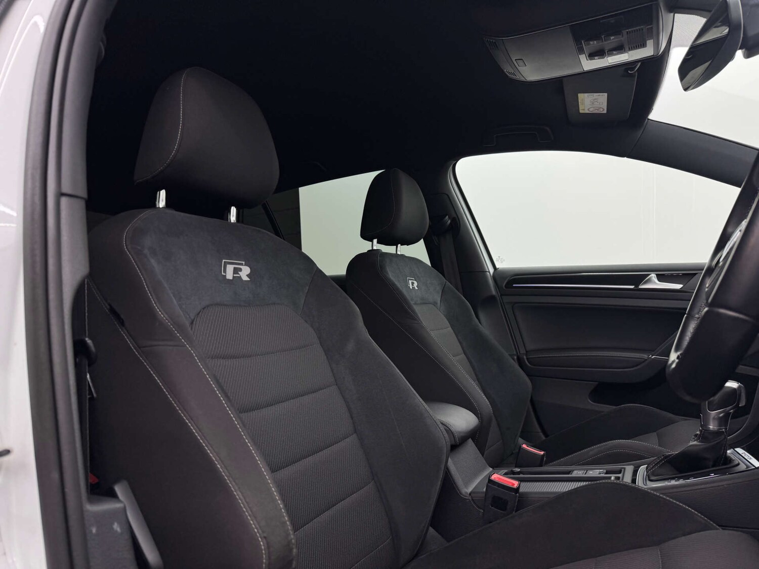 Used Volkswagen Golf 2018 for sale - 77844612: Photo 46