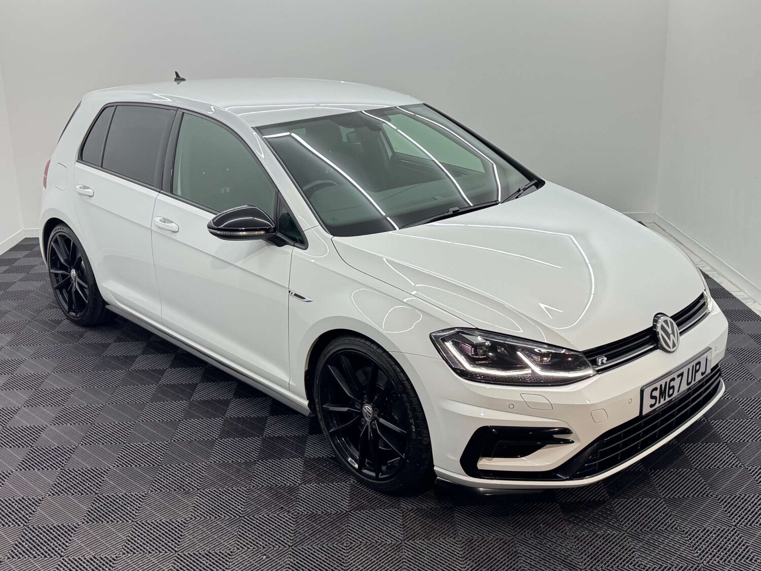 Used Volkswagen Golf 2018 for sale - 77844612: Photo 71