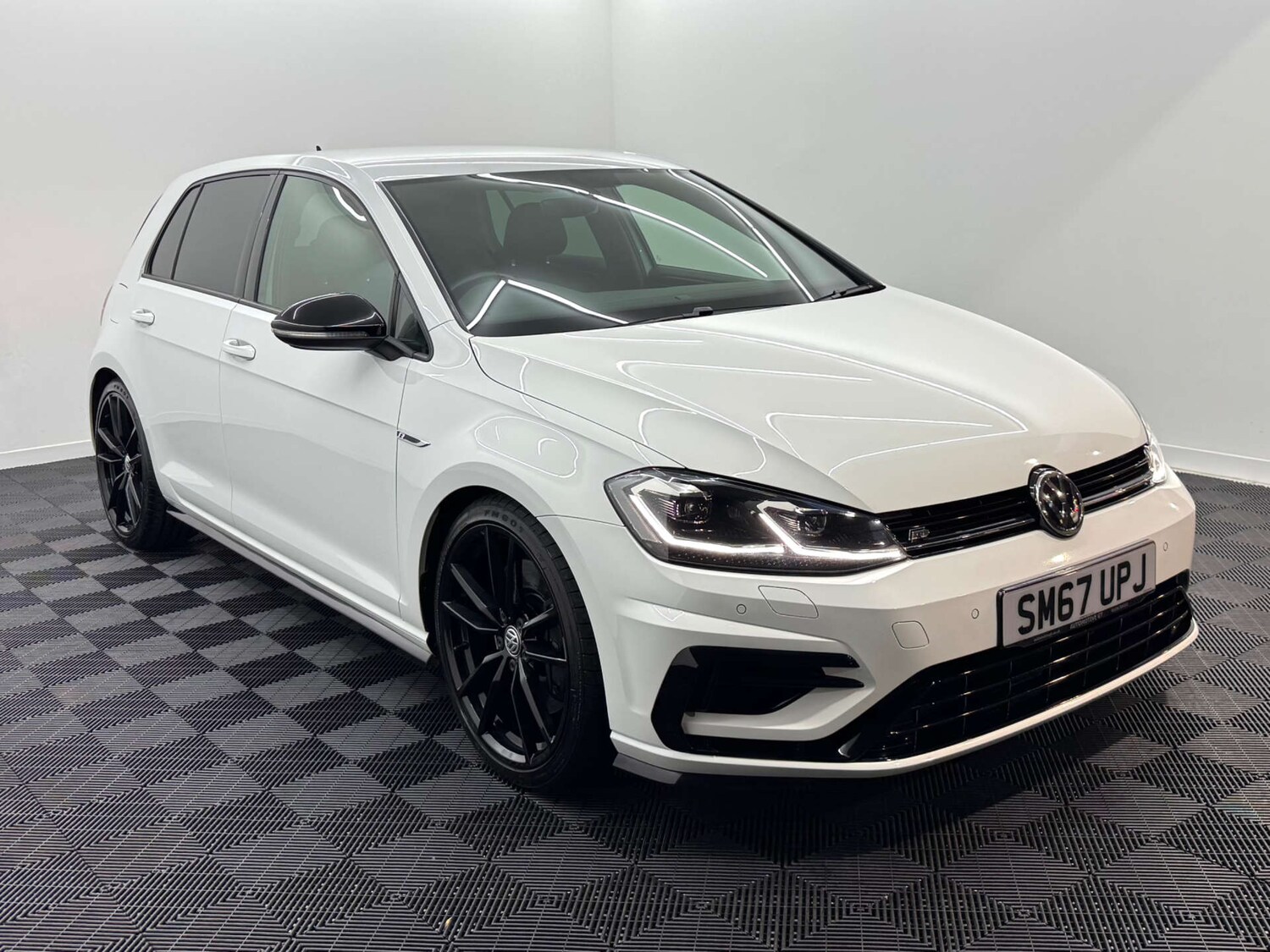 Used Volkswagen Golf 2018 for sale - 77844612: Photo 72