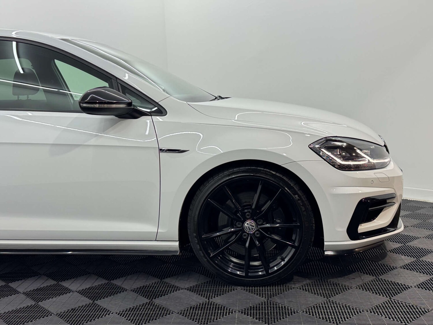 Used Volkswagen Golf 2018 for sale - 77844612: Photo 78