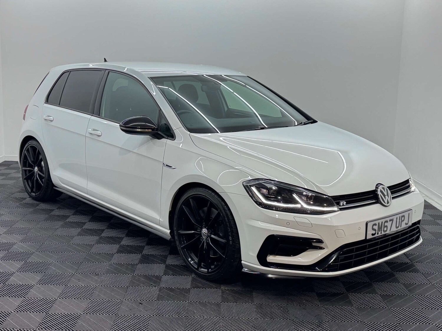 Used Volkswagen Golf 2018 for sale - 77844612: Photo 81
