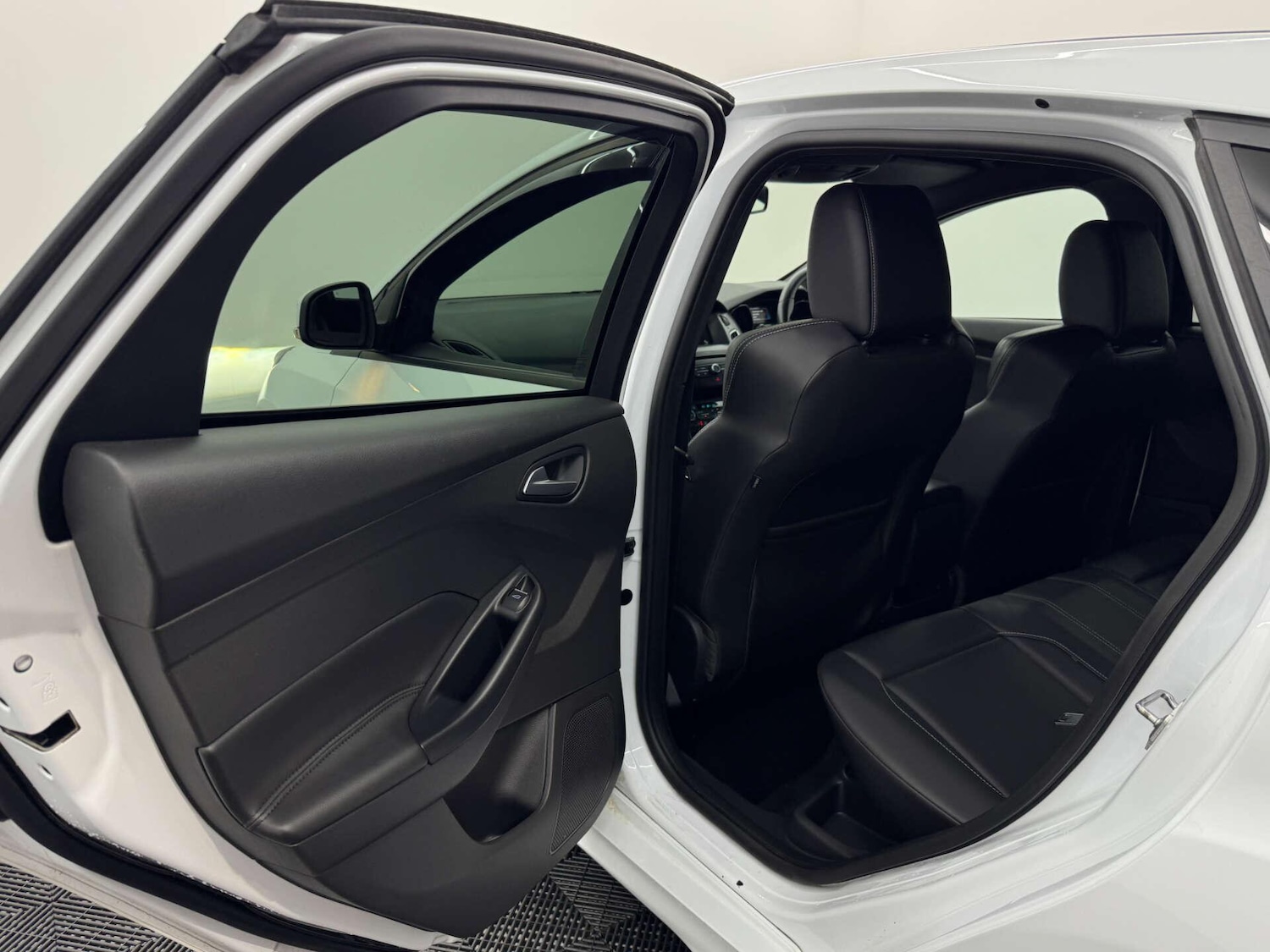 Used Ford Focus 2017 for sale - 77798961: Photo 51