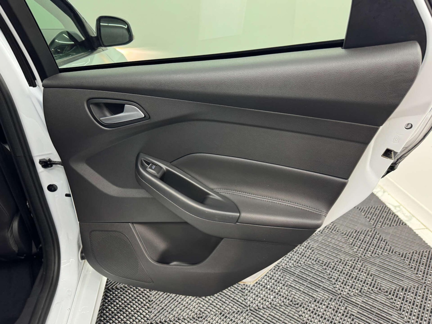 Used Ford Focus 2017 for sale - 77798961: Photo 52