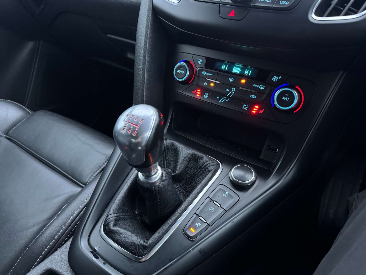 Used Ford Focus 2017 for sale - 78011122: Photo 11