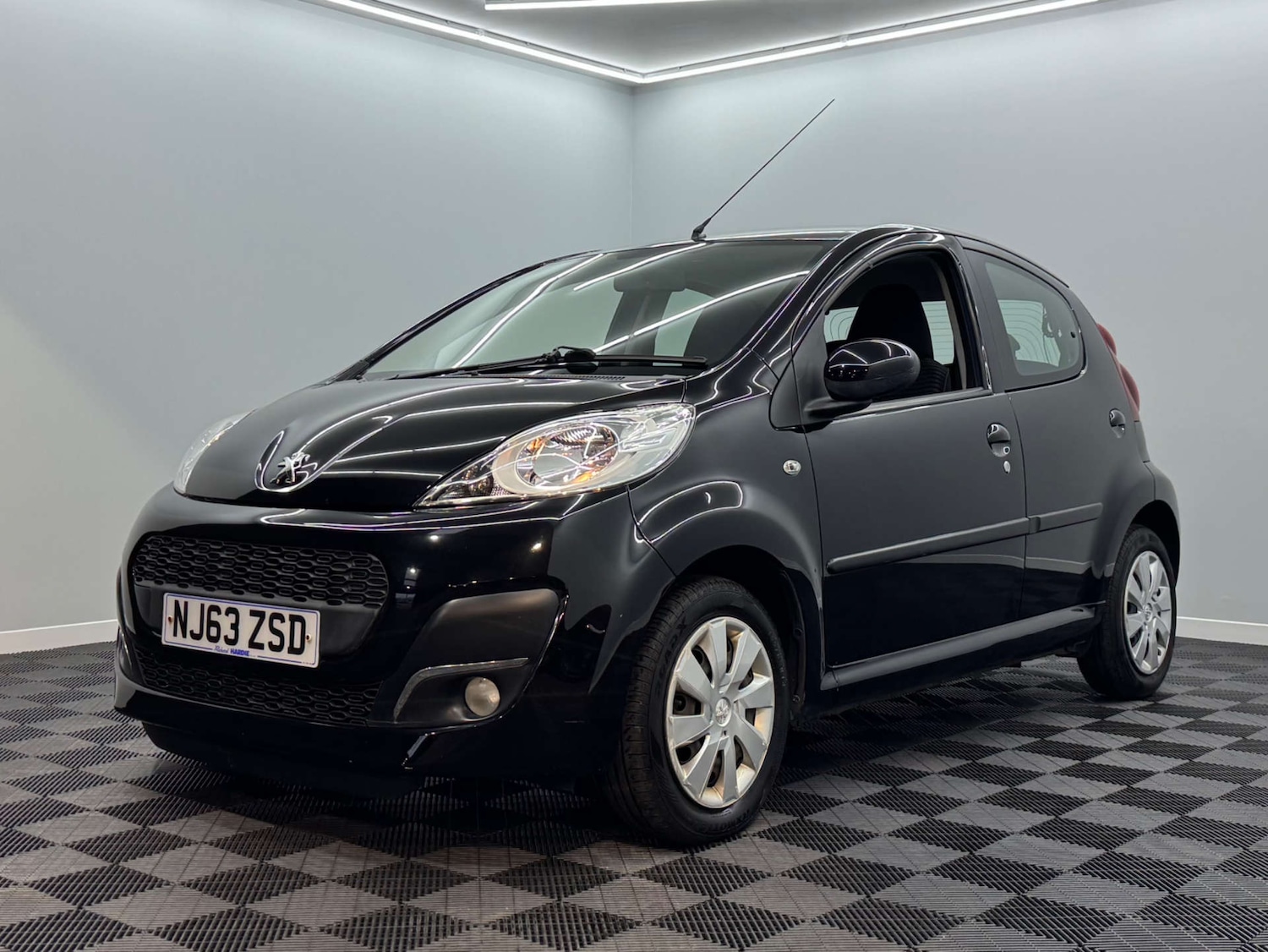 Used Peugeot 107 2013 for sale - 78117655: Photo 17