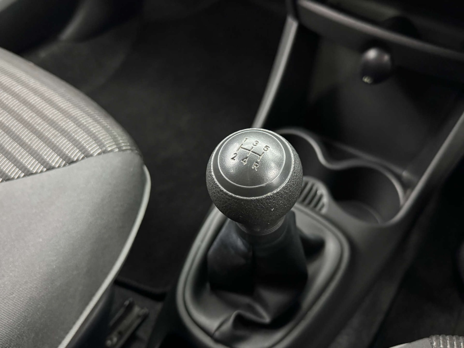 Used Peugeot 107 2013 for sale - 78117655: Photo 21