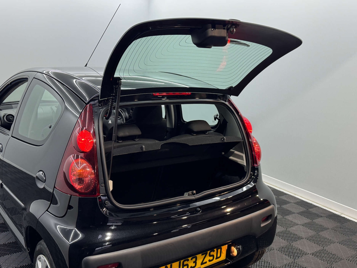 Used Peugeot 107 2013 for sale - 78117655: Photo 33