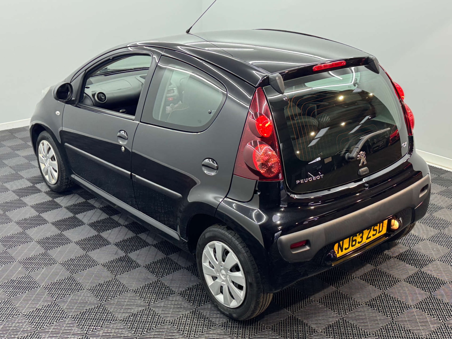 Used Peugeot 107 2013 for sale - 78117655: Photo 34
