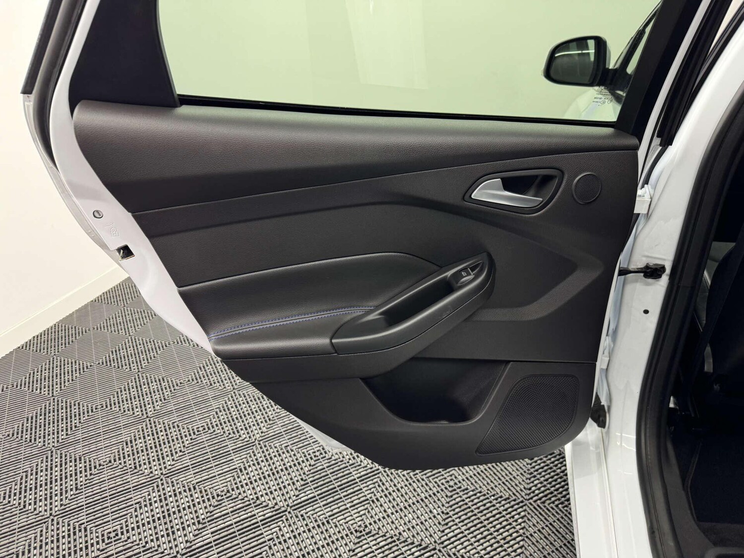 Used Ford Focus for sale - 77783137: Photo 35