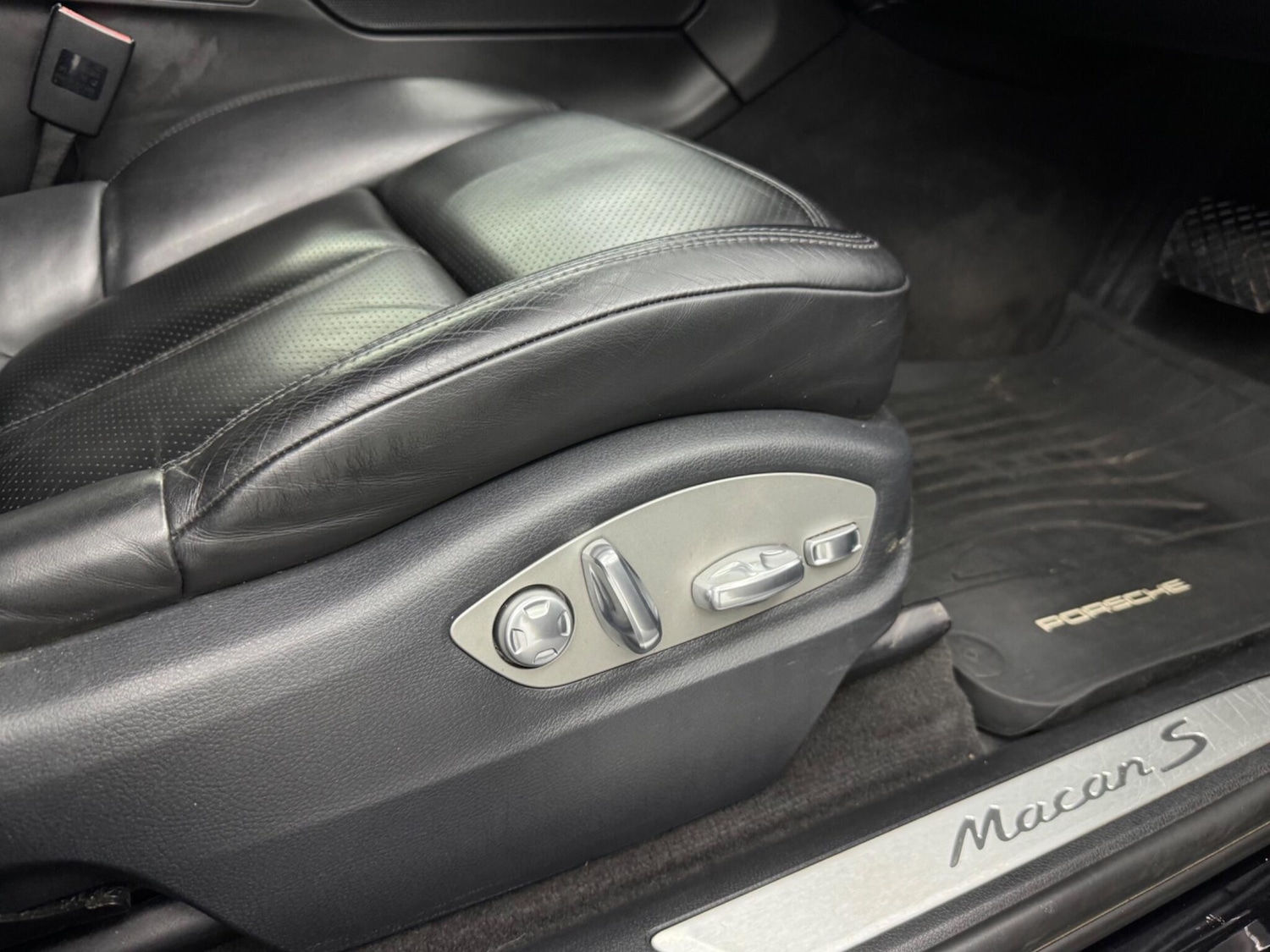 Used Porsche Macan 2016 for sale - 76898384: Photo 17