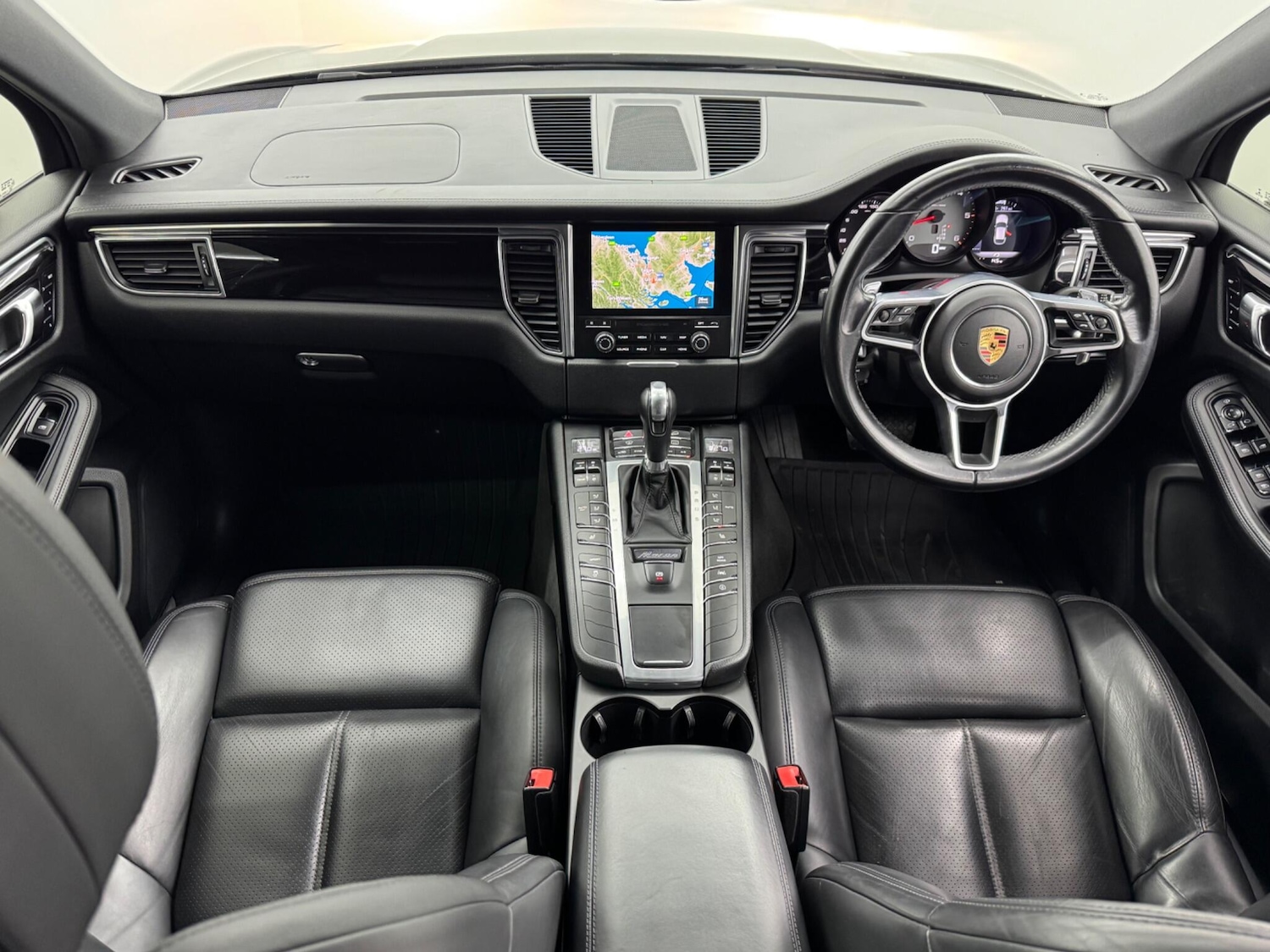 Used Porsche Macan 2016 for sale - 76898384: Photo 3