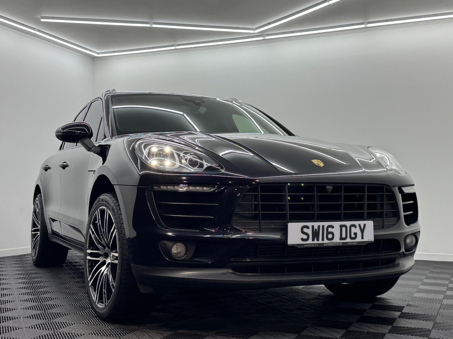 Used Porsche Macan 2016 for sale - 76898384: Photo 33