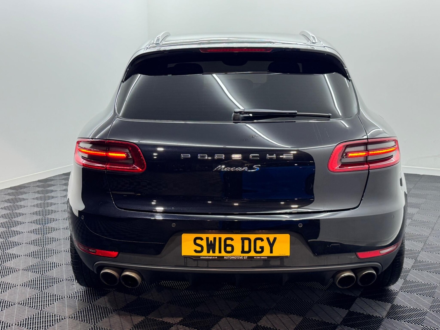 Used Porsche Macan 2016 for sale - 76898384: Photo 46