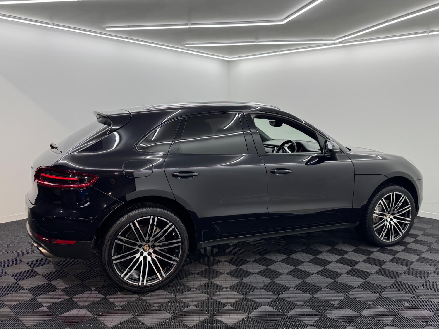 Used Porsche Macan 2016 for sale - 76898384: Photo 7